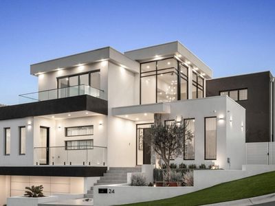 aluminium-fabrication-windows-and-doors-strong-profits-22-years-established-0