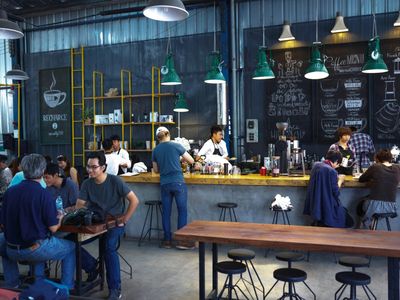 555-lunch-bar-caf-201-5-days-only-15-yrs-trade-under-offer-0