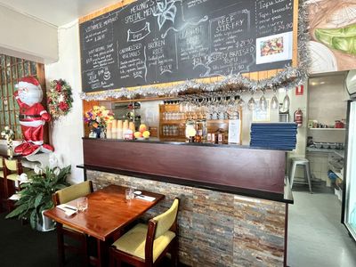 profitable-fully-licensed-restaurant-trading-weekly-24-hrs-t-o-370k-cafe-3