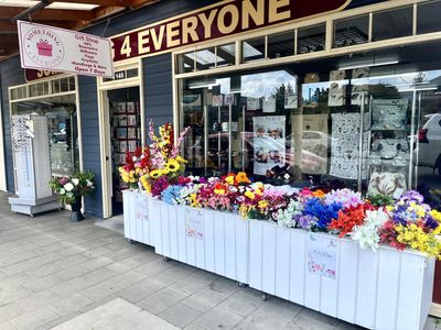 excellent-renovated-profitable-gift-shop-in-latrobe-tasmania-1