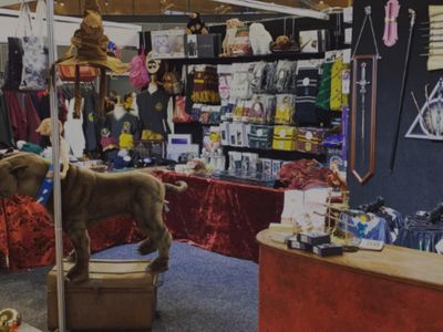 magic-themed-merchandise-shop-3