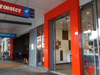 back-on-the-market-red-rooster-caboolture-lakes-ideal-for-working-couple-long-1
