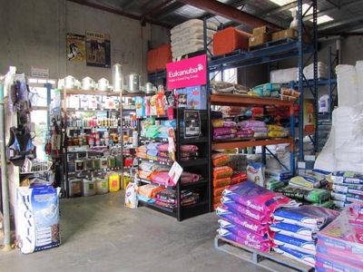 pet-and-stockfeed-store-in-the-heart-of-the-yarra-valley-3