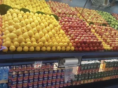 supermarket-fruit-and-veg-shop-netting-8000-per-week-long-lease-low-rent-1