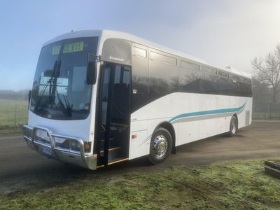 school-bus-contracts-3rd-generation-1-family-76-years-50kono-buses-stable-inco-3