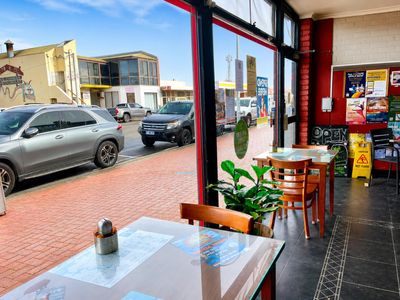 no-ingoing-opportunity-cafe-bakery-do-your-own-business-rent-350-gst-og-weekly-2