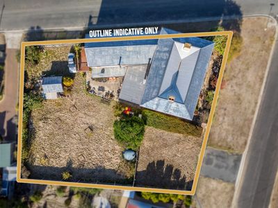 magnificent-water-views-character-heritage-building-7br-ensuite-home-or-busines-1