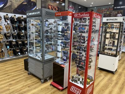 fun-and-essential-retail-store-in-one-of-the-best-locations-in-bundaberg-bundab-1