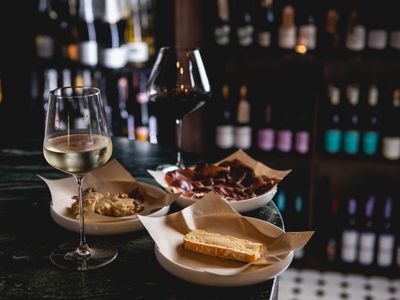 boutique-wine-bar-amp-restaurant-short-evening-hours-brilliant-fit-out-0