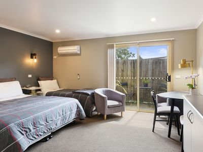 adj-net-profit-gt-243k-13-rooms-freehold-motel-strahan-tasmania-70-occupancy-6