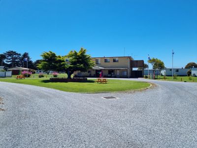 caravan-park-big4-34-permanent-cabins-highly-profitable-fhgc-waterviews-fy2023-7