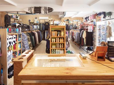 east-coast-surf-st-helens-retailer-extraordinaire-grand-opportunity-5