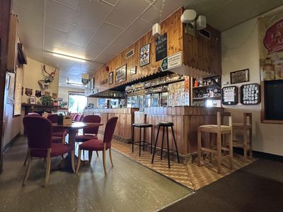 profitable-iconic-fhgc-bischoff-15-room-hotel-waratah-tas-1mill-t-o-growth-pot-9