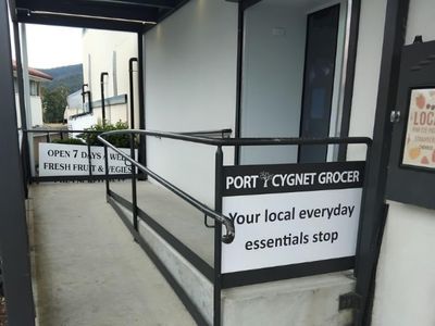freehold-port-cygnet-grocer-cygnet-with-residence-t-o-1-7m-net-210k-more-1