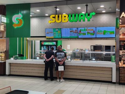 subway-hyperdome-back-on-the-market-major-shopping-centre-new-december-2022-1