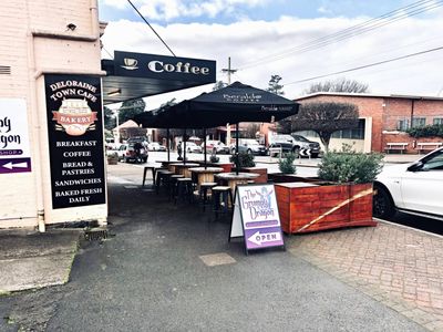 freehold-investment-deloraine-3-tenants-forecasted-roi-10-2