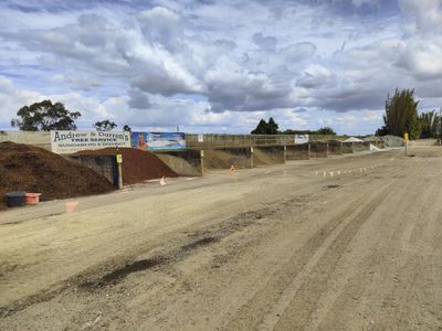 leased-nursery-and-spa-supplies-wholesale-and-retail-with-18-5-acres-and-3-bed-1