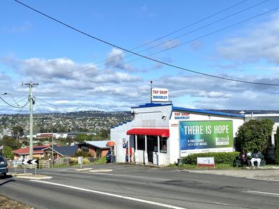 potential-bottleshop-stca-grocer-cafe-takeaway-vacant-shop-for-lease-blank-canva-0