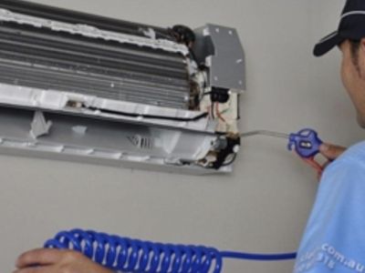 cleaning-split-air-conditioner-filters-in-homes-and-offices-0