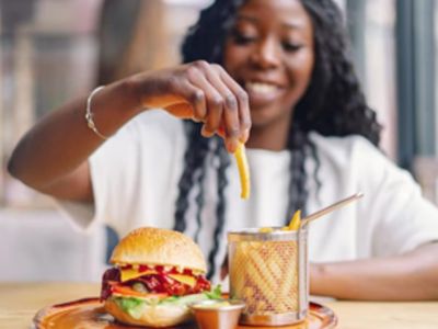 modern-burger-restaurant-located-in-busy-shopping-centre-0