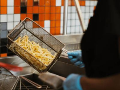 one-of-the-top-oporto-stores-in-australia-is-up-for-grabs-do-you-have-what-it-t-1