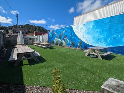 queenstown-wine-bar-proven-lifestyle-upside-1