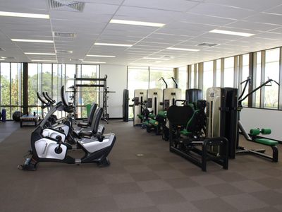 fully-equipped-boutique-gym-for-rent-5319-0