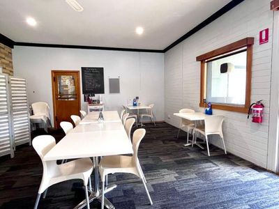 signal-station-tavern-offers-over-99-000-sav-easy-operation-main-rd-frontage-8