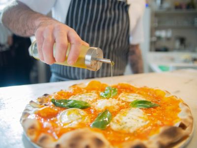 crust-pizza-inner-west-1-23m-revenue-est-2013-extra-incomefrom-upstairs-4