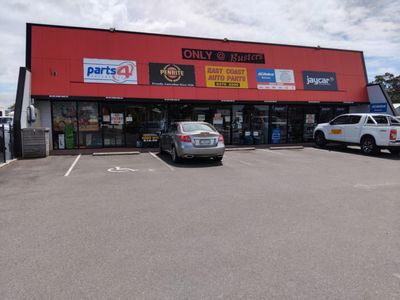 vendor-finance-thriving-auto-parts-st-helens-l-h-100-000-sav-busy-amp-profi-0