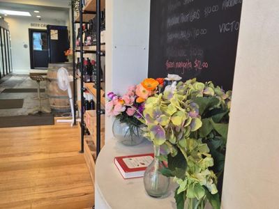 coastal-wine-bar-amp-liquor-store-opportunity-bayside-melbourne-3