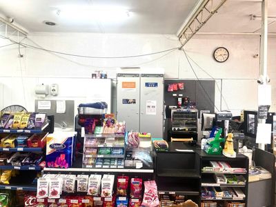 potential-bottleshop-stca-grocer-cafe-takeaway-vacant-shop-for-lease-blank-canva-3