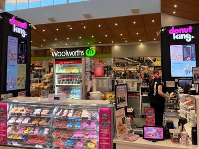 donut-king-franchise-bribie-island-idyllic-location-great-for-working-couple-2