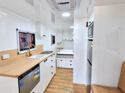 chuck-wagon-fitouts-equine-fitout-business-2