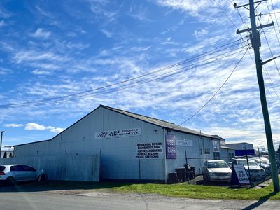 established-35-years-wrecking-and-car-sales-business-in-northern-tasmania-4