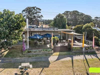 freehold-and-business-convenience-general-store-8