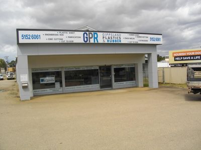 established-gippsland-plastic-fabrication-and-repair-business-0