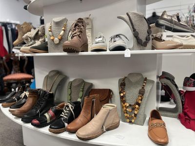 profit-apprx-140-000-ladies-fashion-business-for-sale-trading-5-5-days-attracti-4