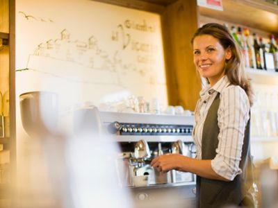 thriving-cafe-in-shopping-centre-2