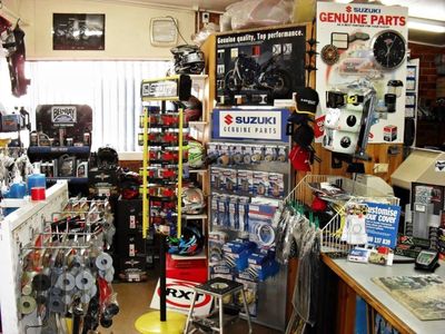 high-profits-automotive-service-centre-and-retail-t-o-fy-2023-gt-1-1-mill-roi-1-8