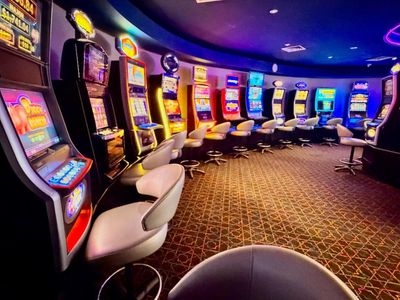 leasehold-profitable-launceston-pub-21-egms-keno-tab-bistro-growth-potential-t-o-1