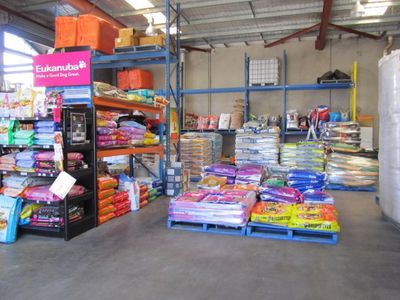 pet-and-stockfeed-store-in-the-heart-of-the-yarra-valley-1