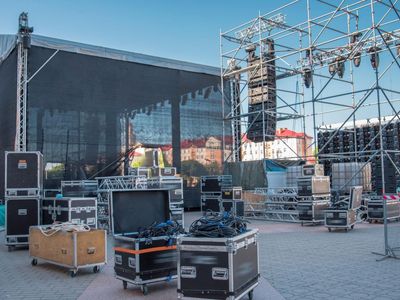 entertainment-amp-performing-arts-products-wholesaler-5