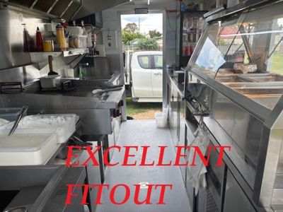 high-profit-fixed-food-van-short-hours-3