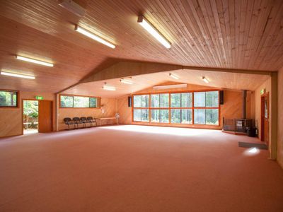 group-accommodation-school-camp-conference-facility-5