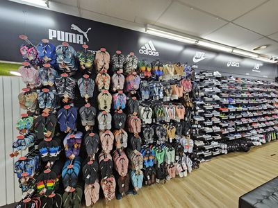 profitable-sporting-goods-store-fully-managed-north-qld-4