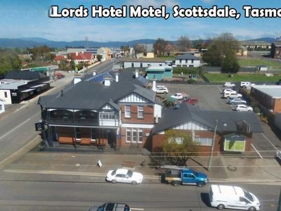 leasehold-landmark-lords-hotel-sought-after-rare-opportunityoffers-over-350-0-0