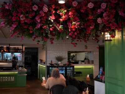 premium-cafe-amp-restaurant-with-liquor-licence-for-sale-albert-park-1