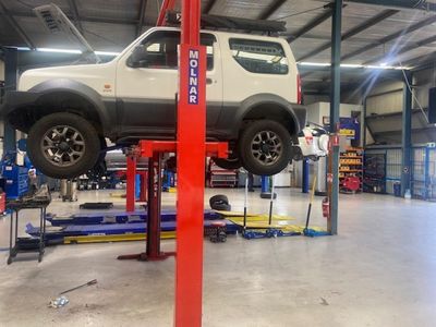 well-established-automotive-workshop-hills-district-4