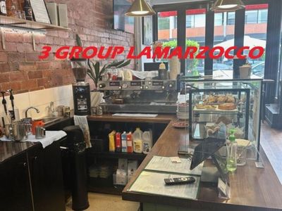 beautiful-cafe-restaurant-that-has-it-all-4